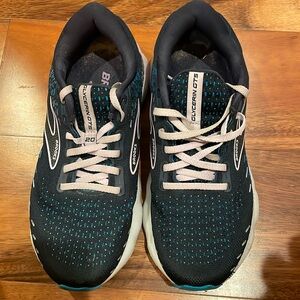Brooks Glycerin GTS running shoe size 8 wide color peacoat/ocean/pastel lilac